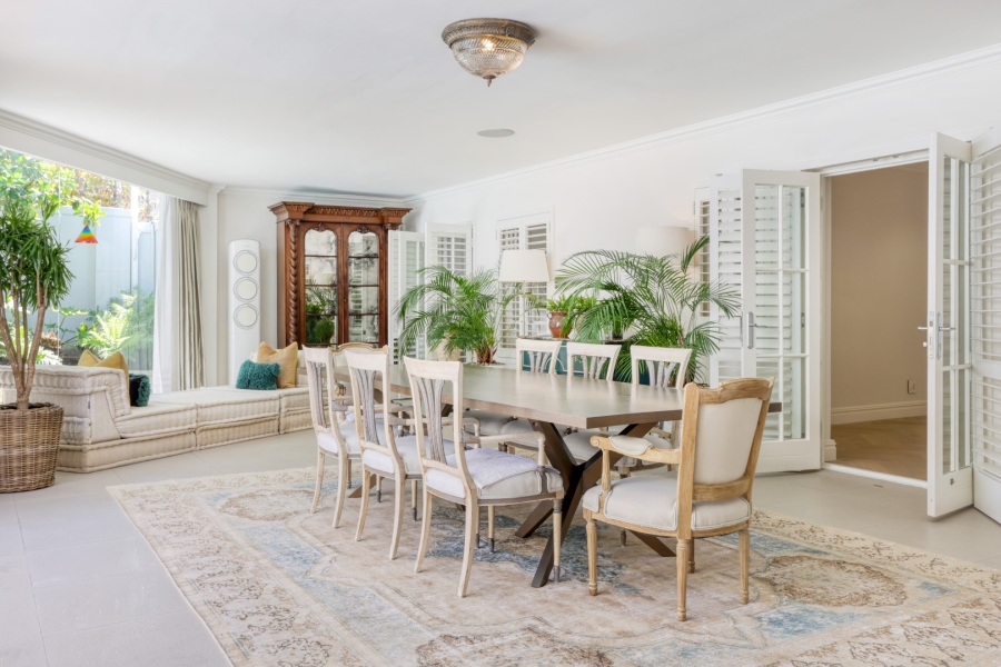 5 Bedroom Property for Sale in Constantia Western Cape